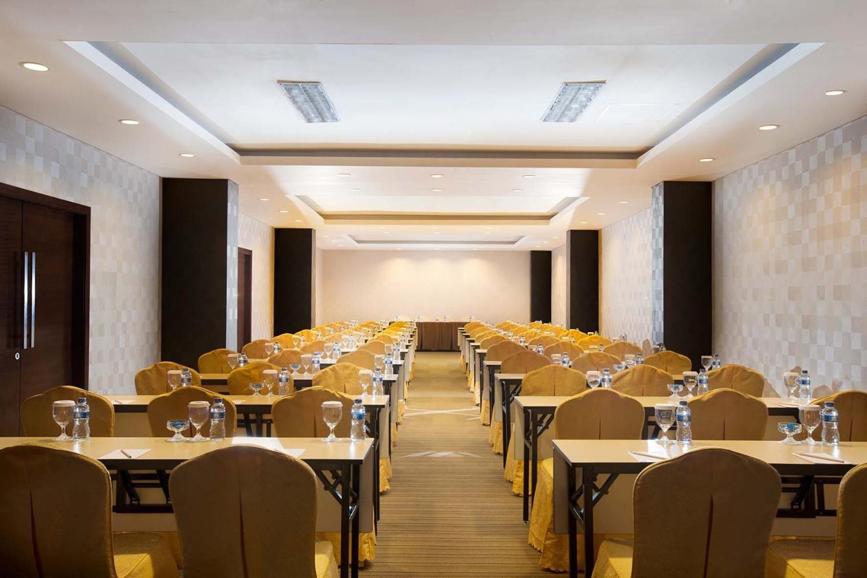 Hariston Hotel & Suites, Pluit - Jakarta Luaran gambar