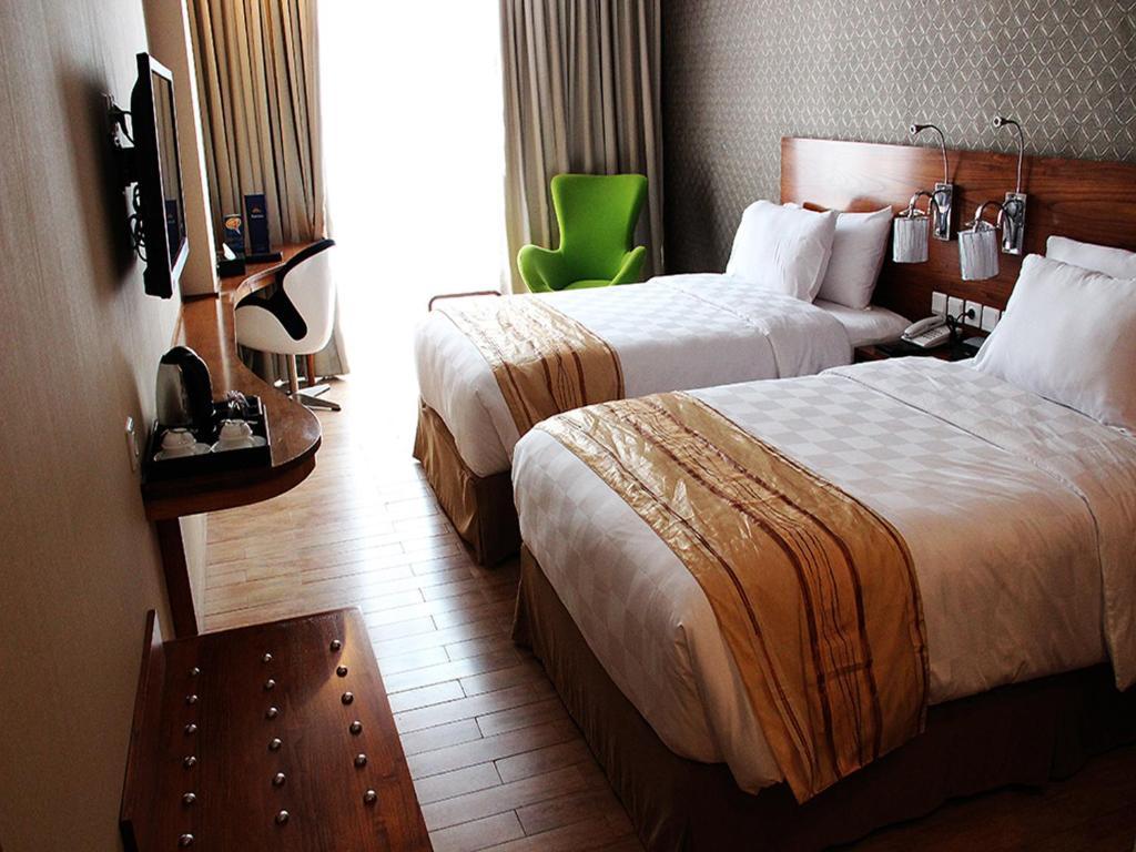 Hariston Hotel & Suites, Pluit - Jakarta Bilik gambar