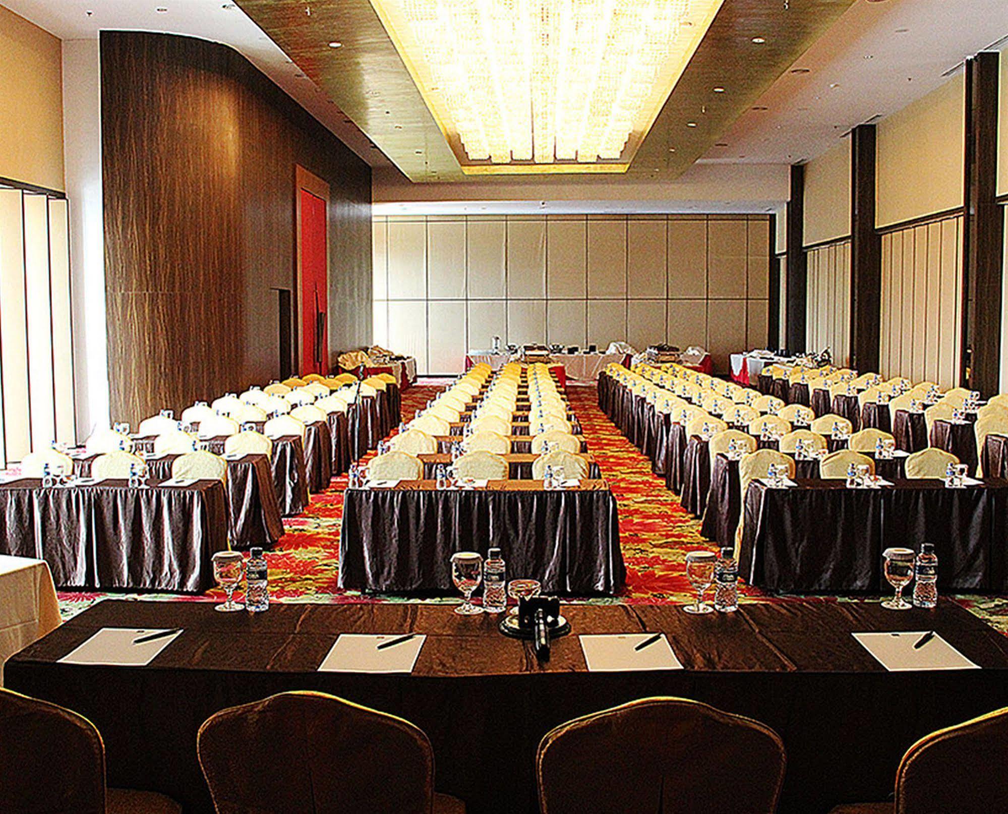 Hariston Hotel & Suites, Pluit - Jakarta Luaran gambar